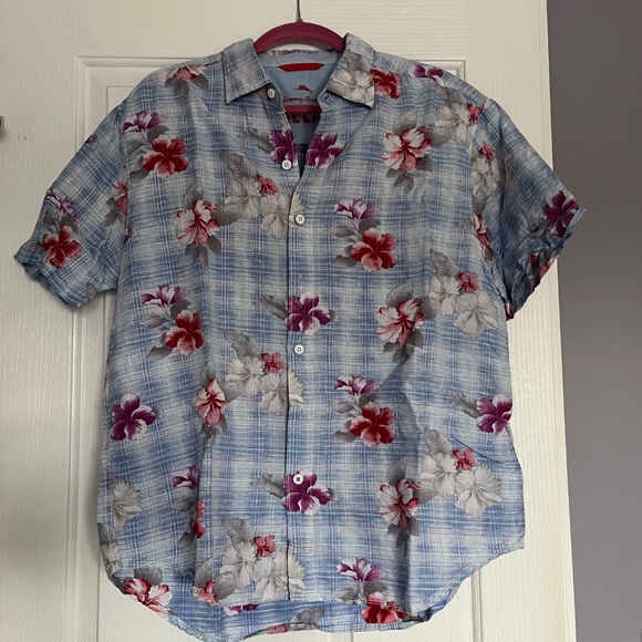 Tommy Bahama Linin Shortsleeved Button Down Shirt - Flower Beach Print - Picture 3 of 3